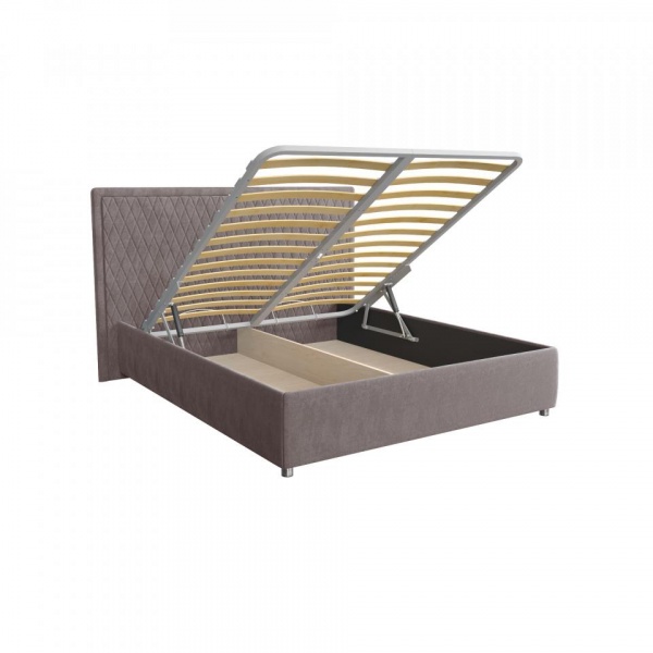 Двуспальные кровати