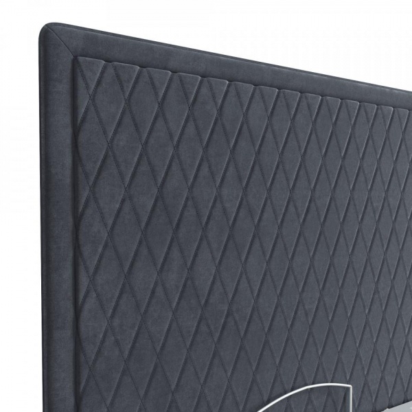 кровать в спальню