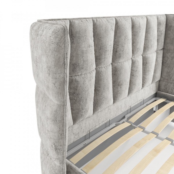 Двуспальные кровати