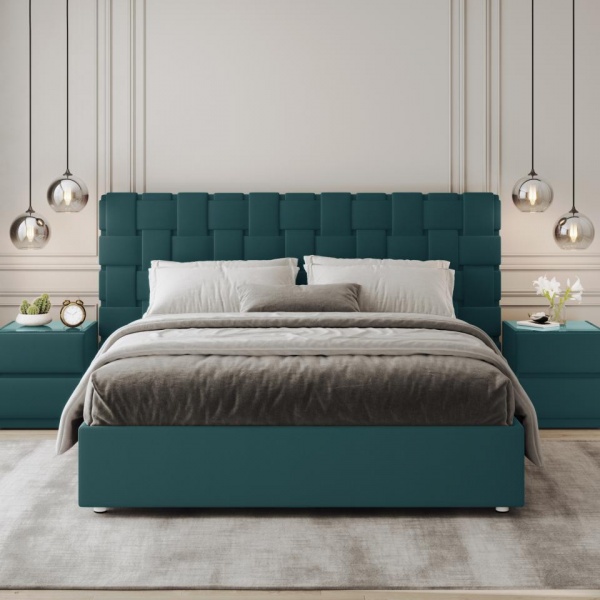 Двуспальные кровати