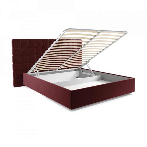 кровать в спальню