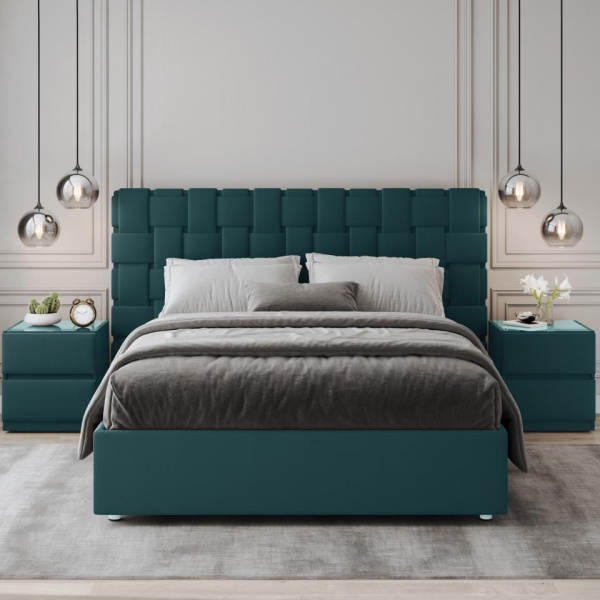 кровать в спальню