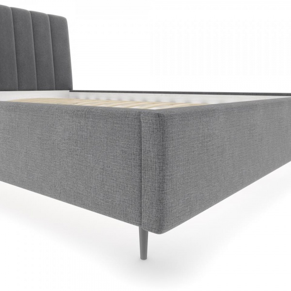 Двуспальные кровати