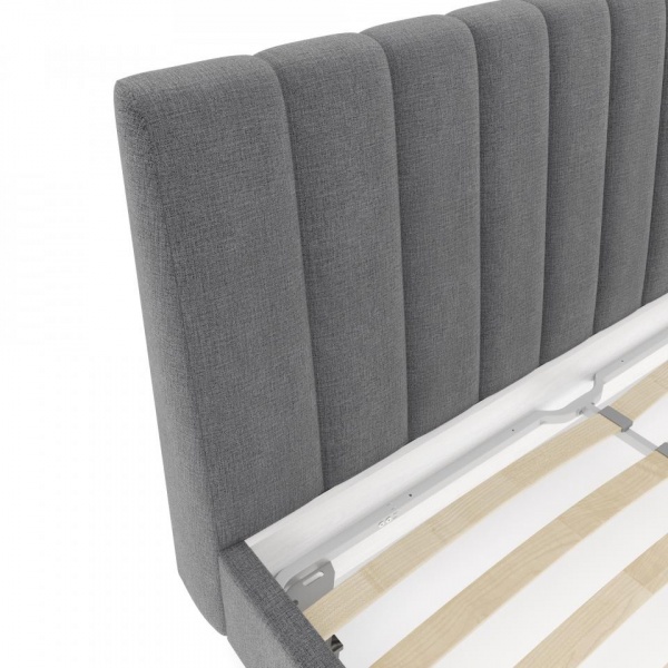 кровать в спальню