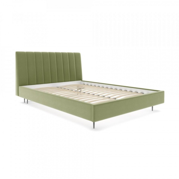 кровать в спальню