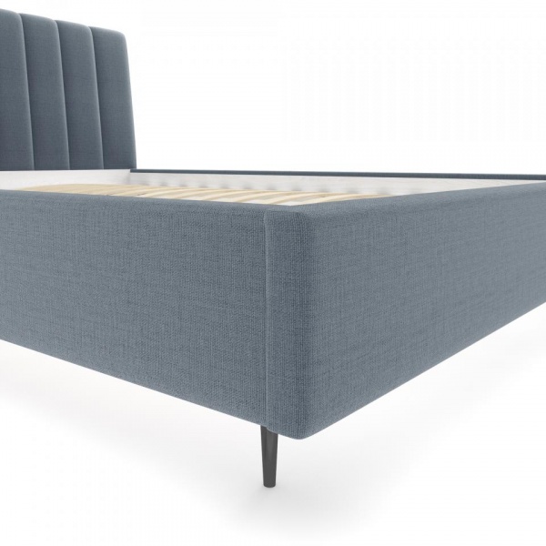 Двуспальные кровати