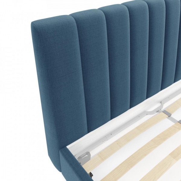 Двуспальные кровати