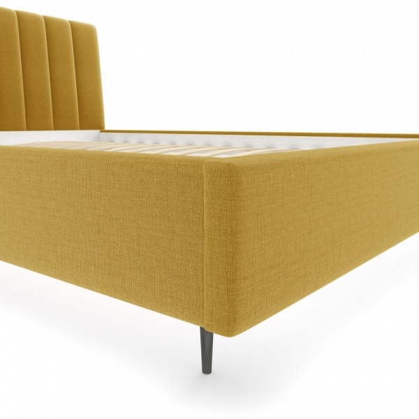 кровать в спальню