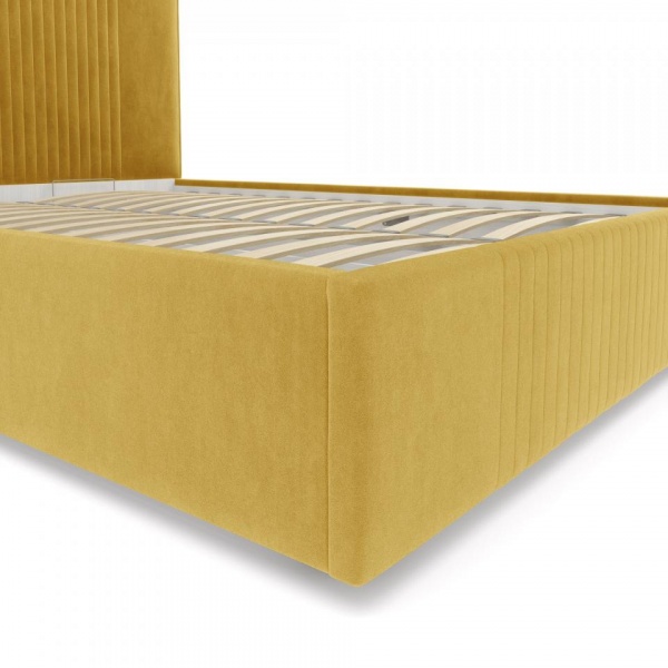 кровать в спальню