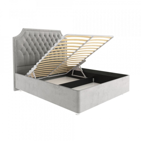 кровать в спальню