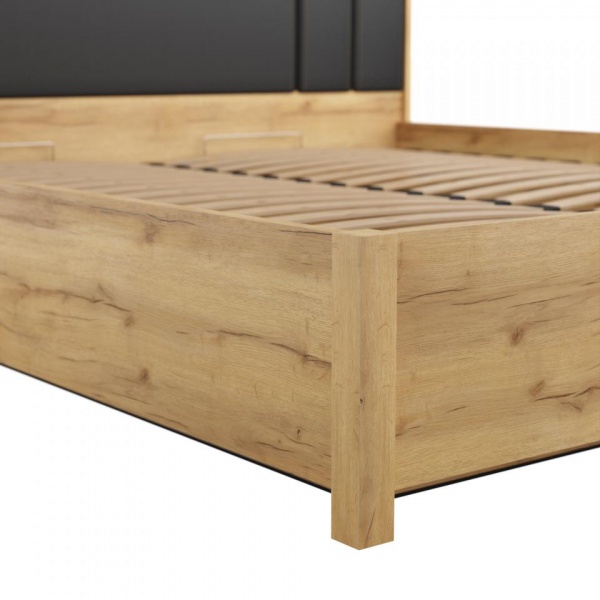 Двуспальные кровати