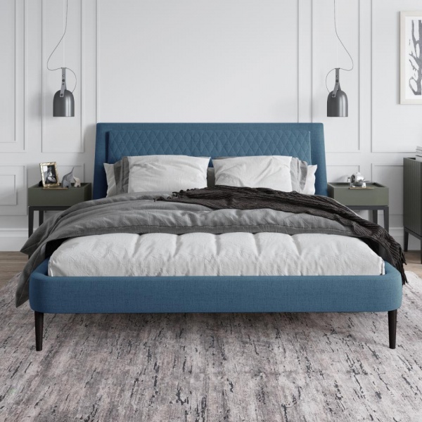 Двуспальные кровати