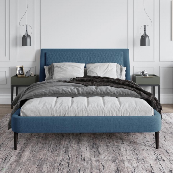 кровать в спальню