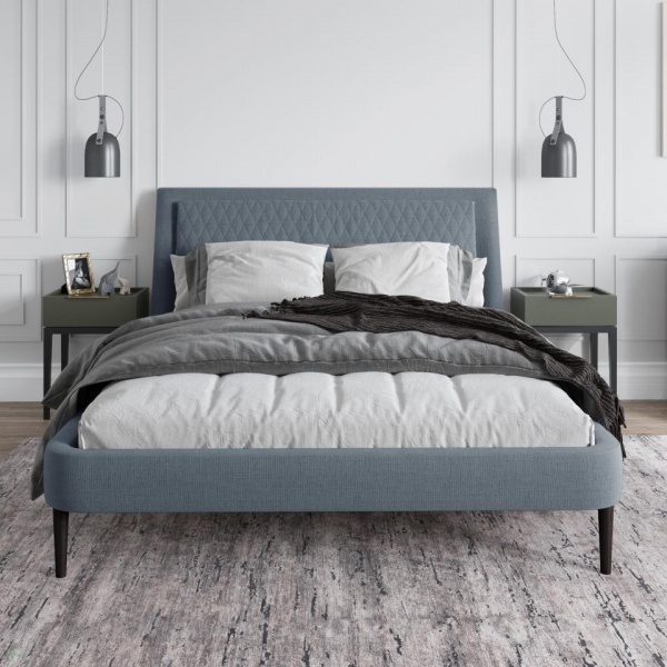 Двуспальные кровати