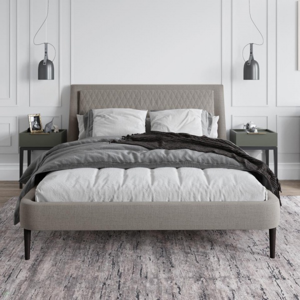 Двуспальные кровати