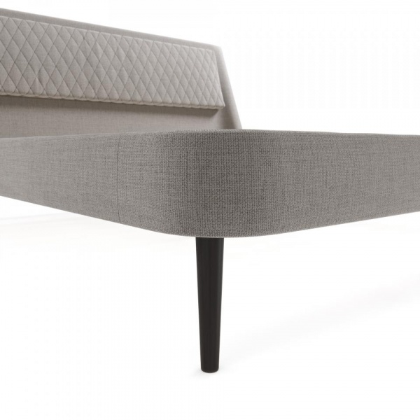 Двуспальные кровати