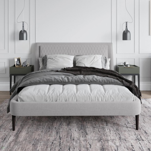 кровать в спальню