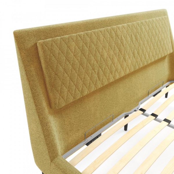 Двуспальные кровати