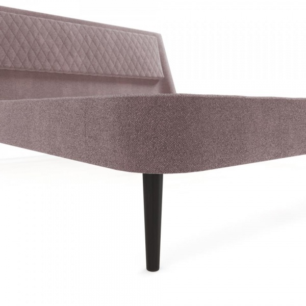 Двуспальные кровати