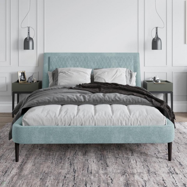 Двуспальные кровати