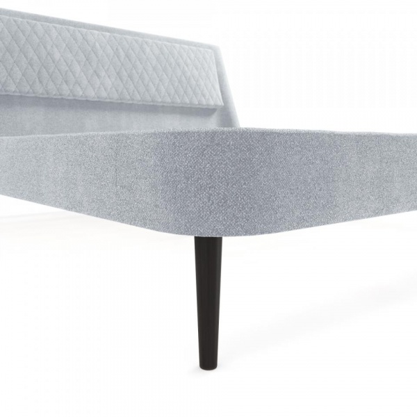 кровать в спальню