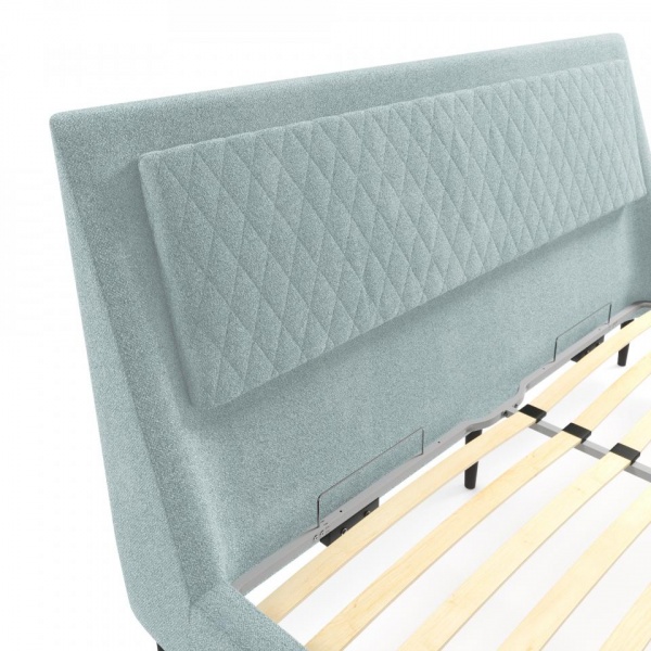 кровать в спальню