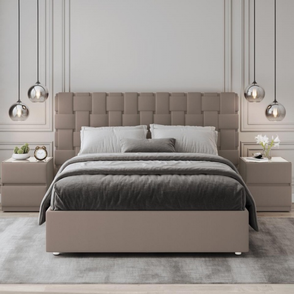 кровать в спальню