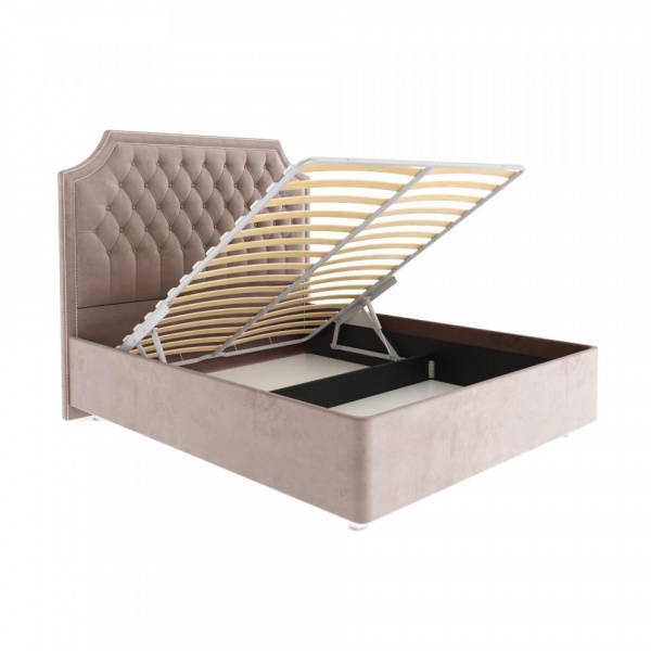 кровать в спальню