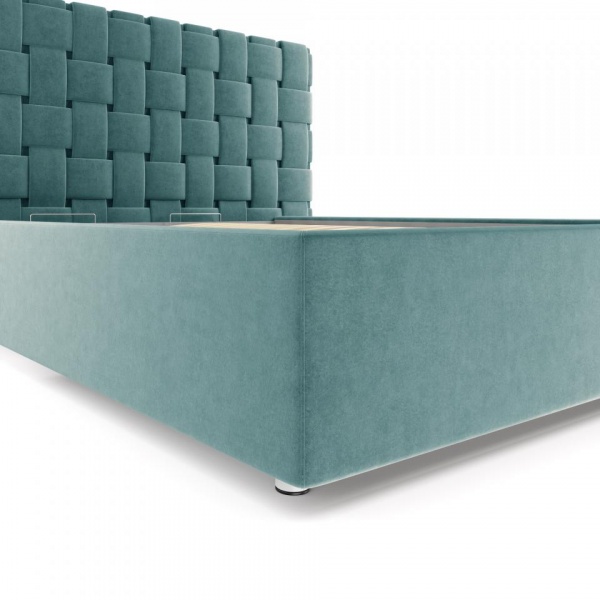 кровать в спальню