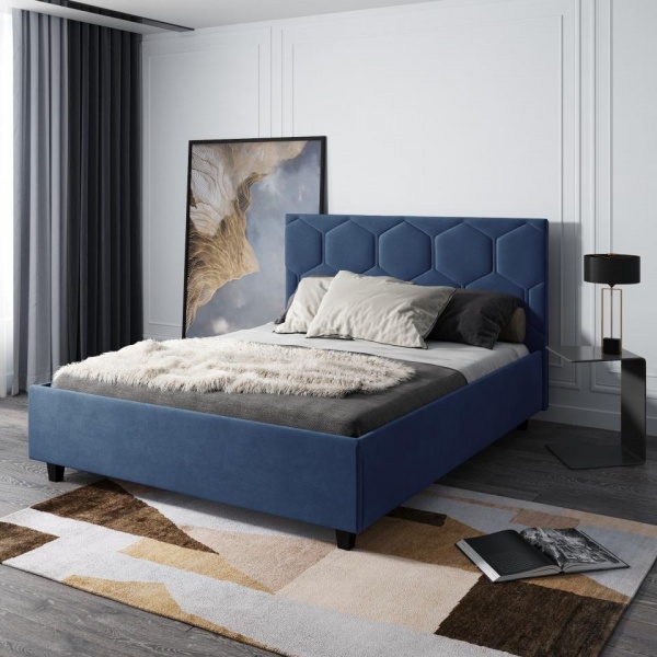 кровать в спальню