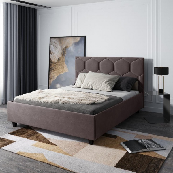 кровать в спальню