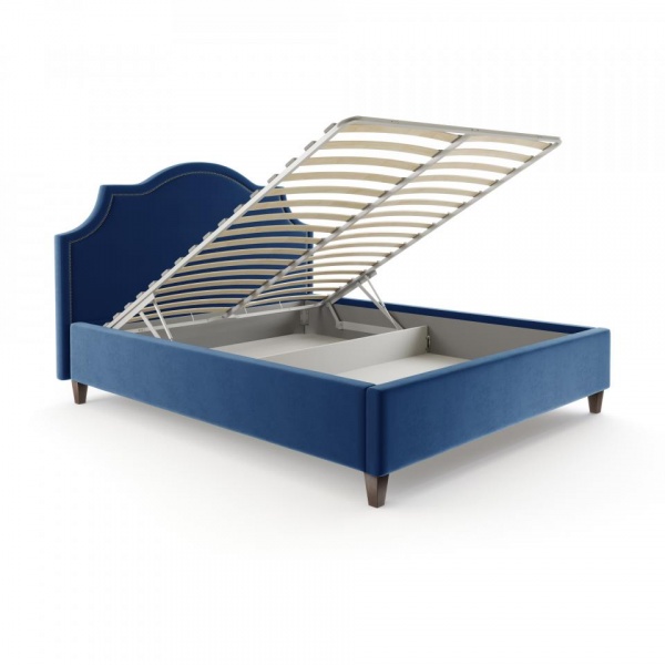 кровать в спальню