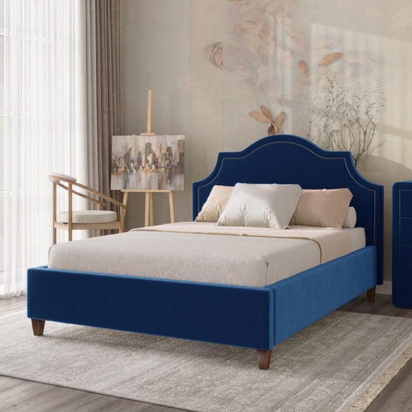 кровать в спальню