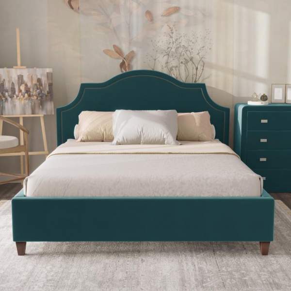 кровать в спальню