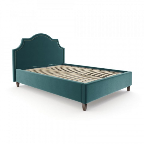 кровать в спальню