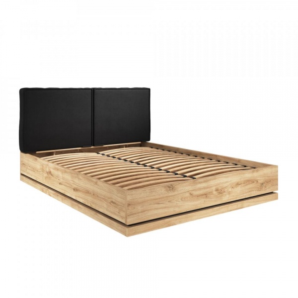 кровать в спальню