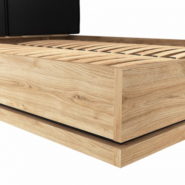 кровать в спальню