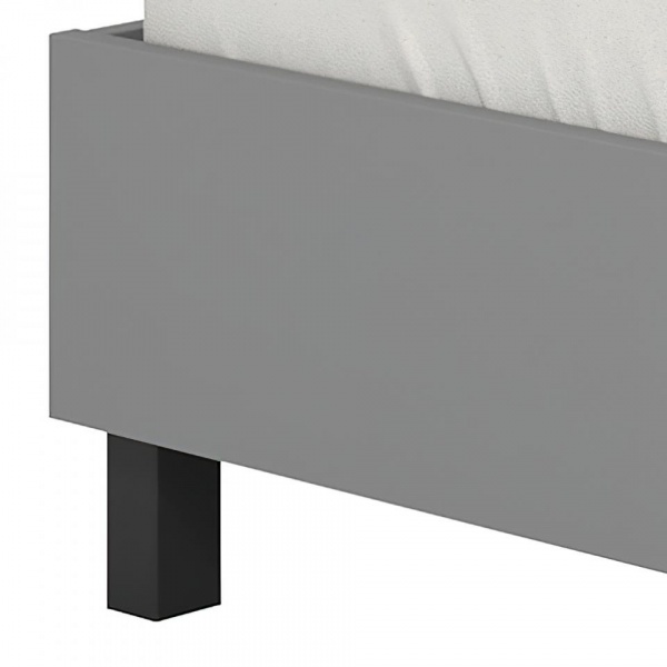 кровать в спальню