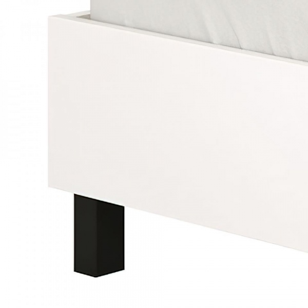 кровать в спальню