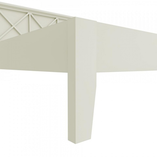 кровать в спальню