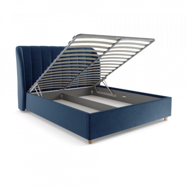 кровать в спальню