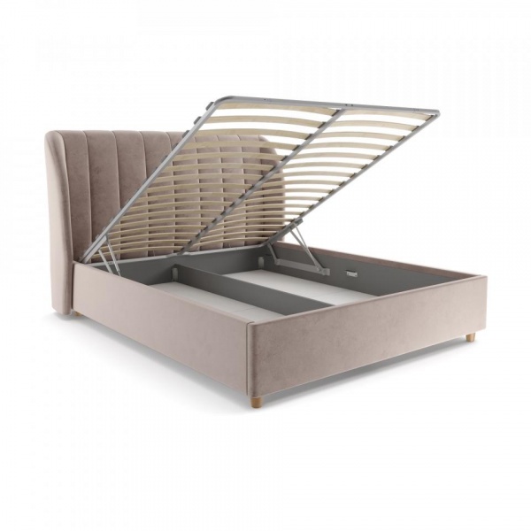 кровать в спальню