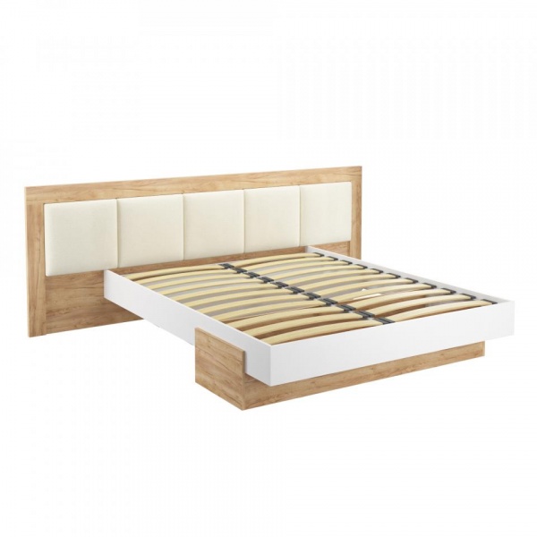 кровать в спальню