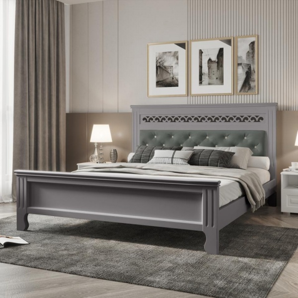 кровать в спальню