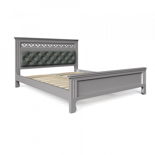 кровать в спальню