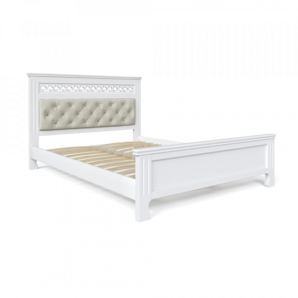 кровать в спальню