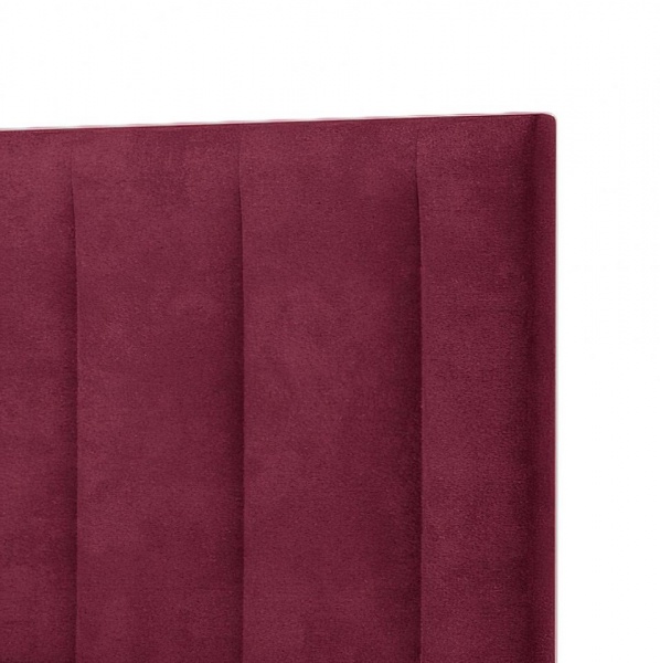 кровать в спальню