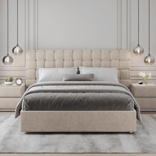 кровать в спальню