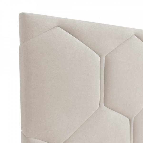 Двуспальные кровати