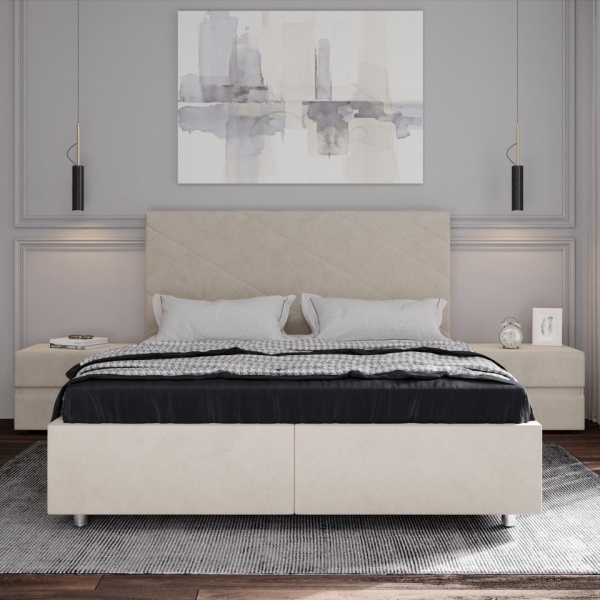 Двуспальные кровати